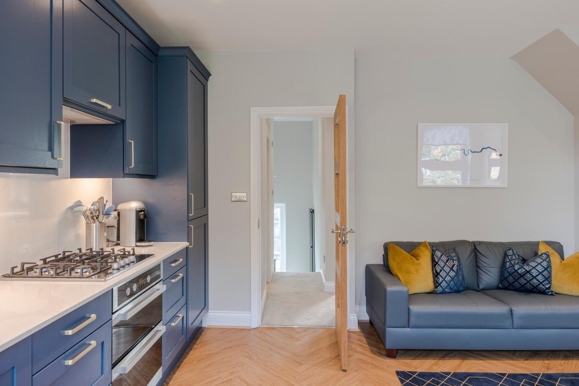Stunning 3 Bed Duplex Apartment In The Heart Of West Hampstead Лондон Экстерьер фото