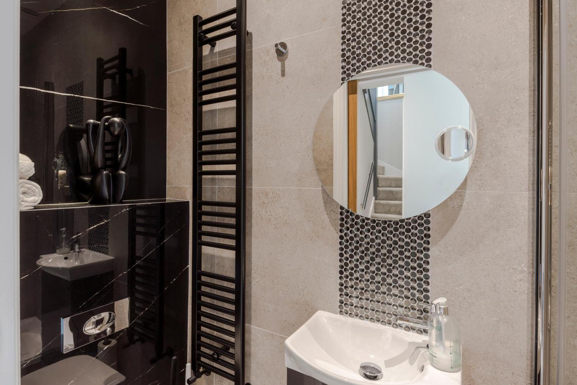 Stunning 3 Bed Duplex Apartment In The Heart Of West Hampstead Лондон Экстерьер фото