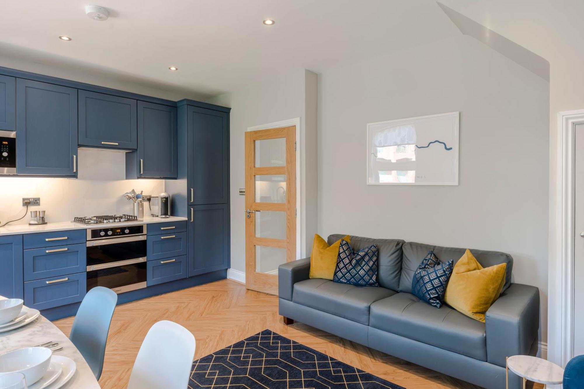 Stunning 3 Bed Duplex Apartment In The Heart Of West Hampstead Лондон Экстерьер фото